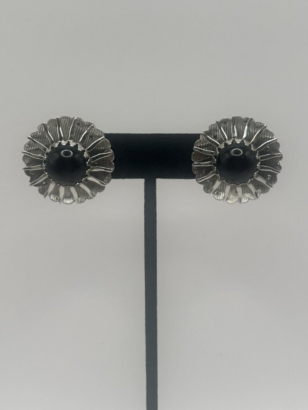 Sarah Coventry Earrings Modernist Round Starburst Atomic Black MCM Silver Tone